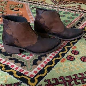 LIBERTY Black Zip-Up Booties 7 1/2